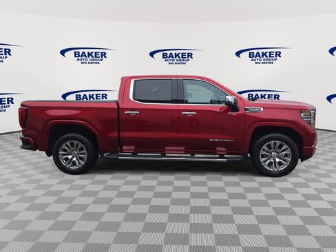 Used 2023 GMC Sierra 1500 Denali w/ Technology Package AWD/4WD image 2
