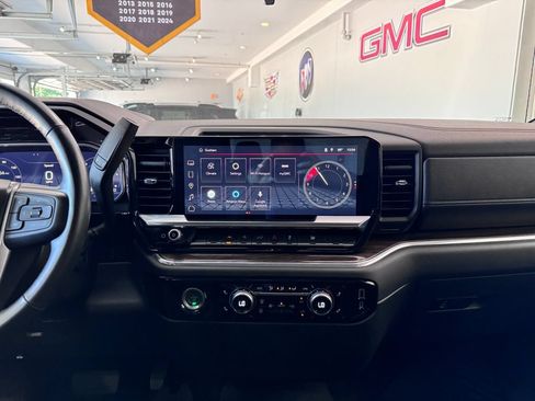 Certified 2023 GMC Sierra 1500 Elevation AWD/4WD image 18