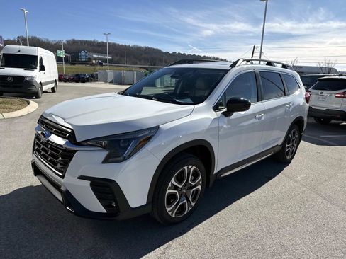 Certified 2025 Subaru Ascent Limited w/ Popular Package #1 image 8