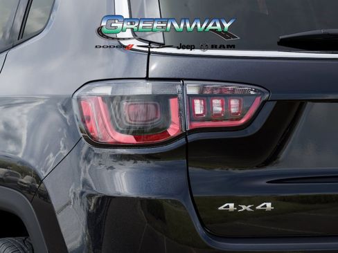 New 2026 Jeep Compass Latitude AWD/4WD image 9