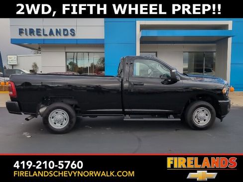 Used 2024 RAM 2500 Tradesman w/ Bed Utility Group image 4