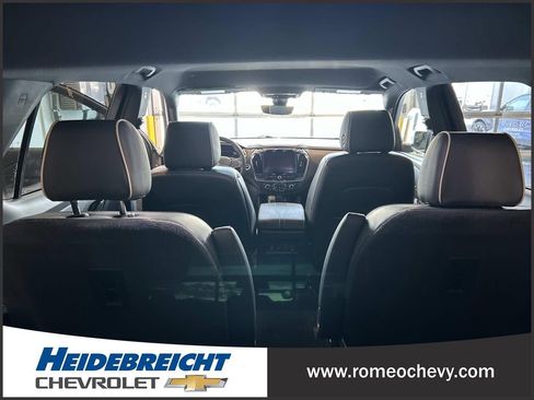 Certified 2023 Chevrolet Traverse Premier image 35