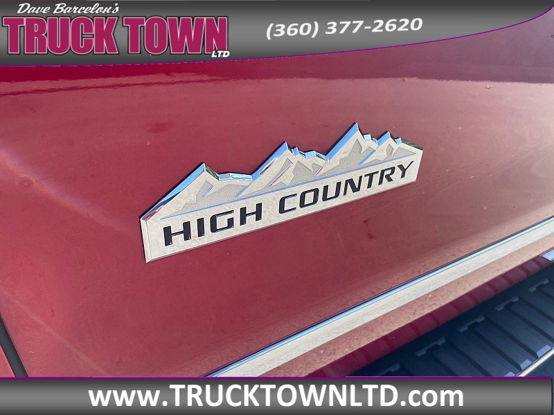 Used 2018 Chevrolet Silverado 2500 High Country w/ Duramax Plus Package AWD/4WD image 36