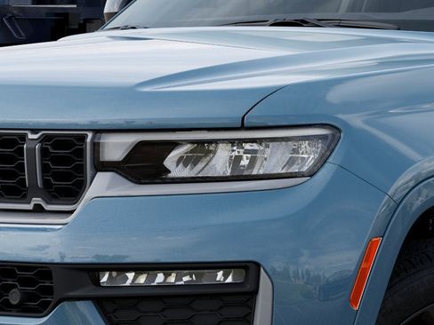 New 2026 Jeep Grand Cherokee Limited Reserve image 24