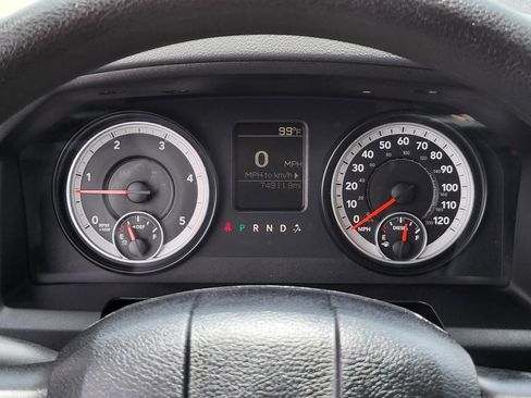 Used 2013 RAM 2500 Tradesman w/ Chrome Appearance Group RWD image 34