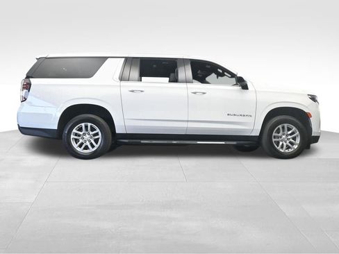 Used 2023 Chevrolet Suburban LT image 62