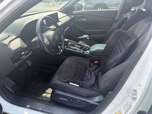 Used 2023 Honda Accord Sport image 11