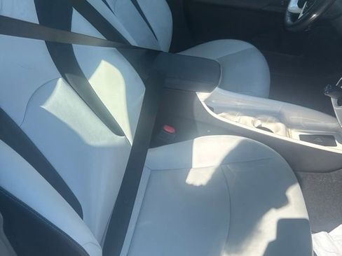 Used 2016 Toyota Prius Four w/ Advanced Technology Package FWD image 14