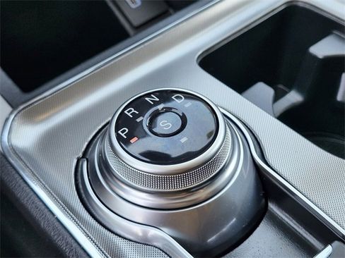 Certified 2022 Ford Edge SEL w/ Convenience Package image 28