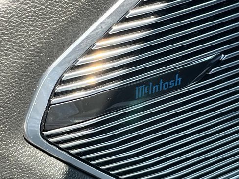 Used 2023 Jeep Grand Cherokee Overland w/ Advanced Protech Group III image 24