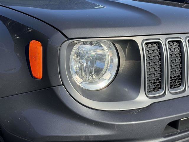 Used 2022 Jeep Renegade Limited w/ Sun, Sound & Wheels Group AWD/4WD image 7