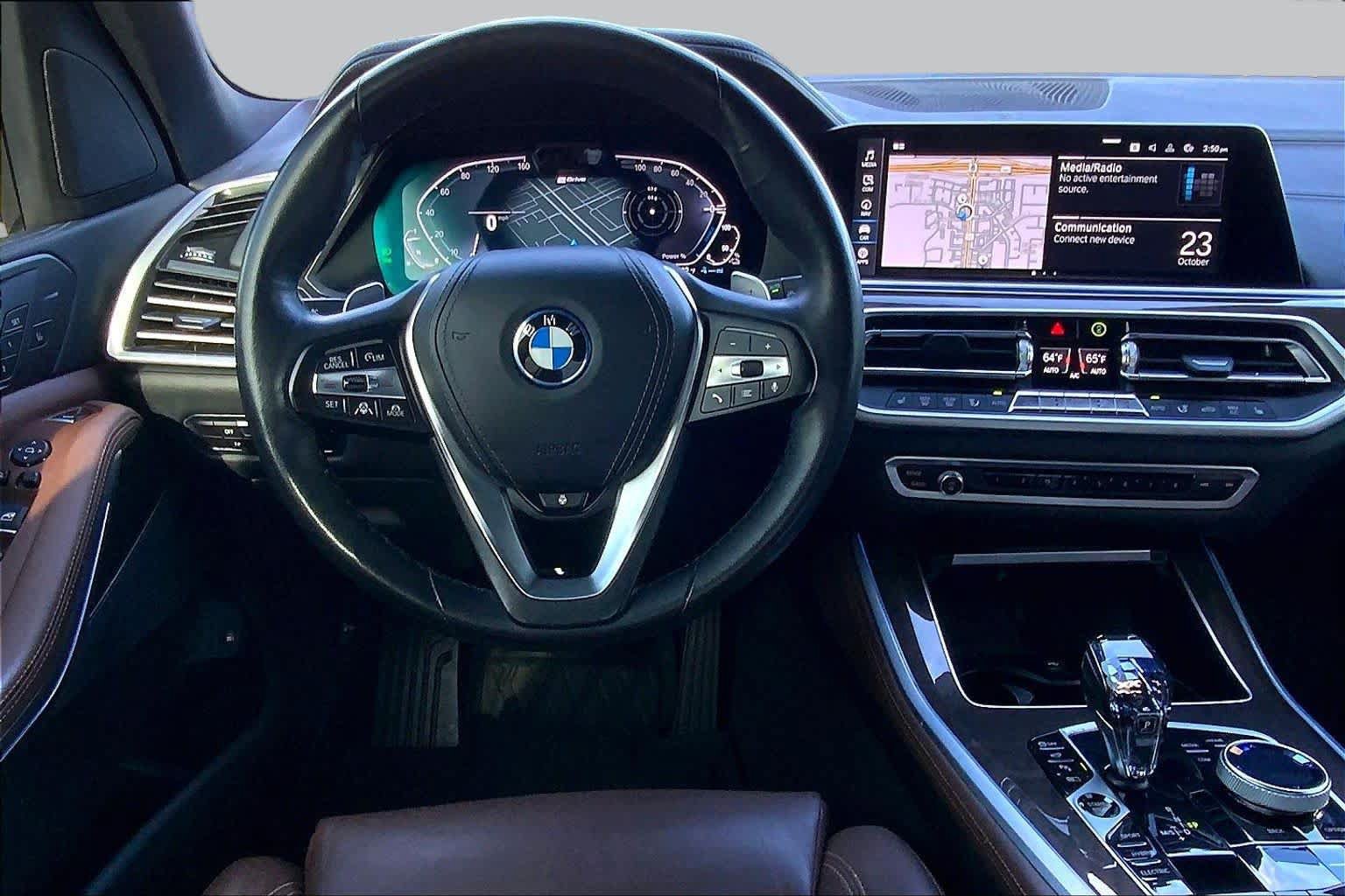Used 2022 BMW X5 xDrive45e w/ Executive Package AWD/4WD image 5