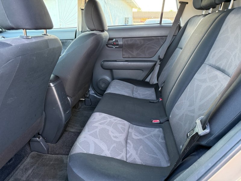 Used 2013 Scion xB FWD image 14