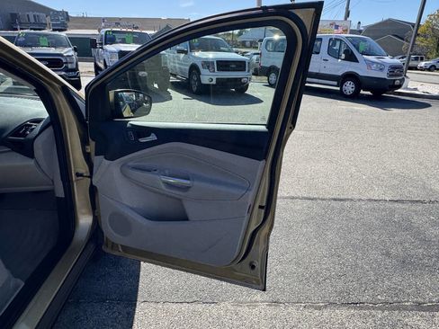 Used 2014 Ford Escape SE w/ Equipment Group 201A FWD image 35