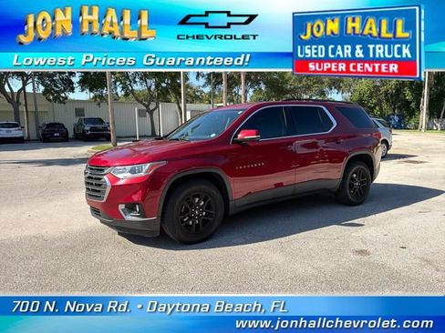 Used 2019 Chevrolet Traverse LT FWD image 2