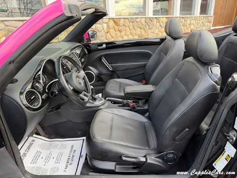 Used 2013 Volkswagen Beetle 2.5 image 4