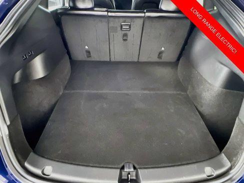 Used 2022 Tesla Model Y Long Range AWD/4WD image 28