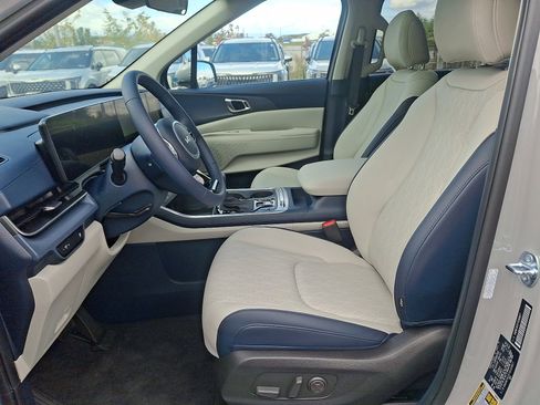 New 2026 Kia Carnival SX FWD image 15