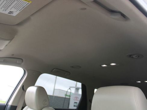 Used 2020 Buick Enclave Essence FWD image 6