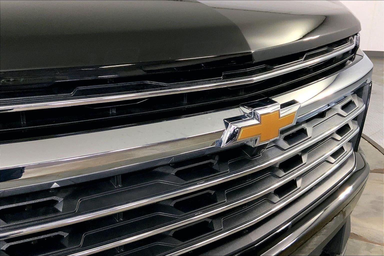 Used 2026 Chevrolet Traverse LT w/ Driver Confidence Package FWD image 29