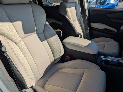 Certified 2025 Subaru Ascent Premium image 23