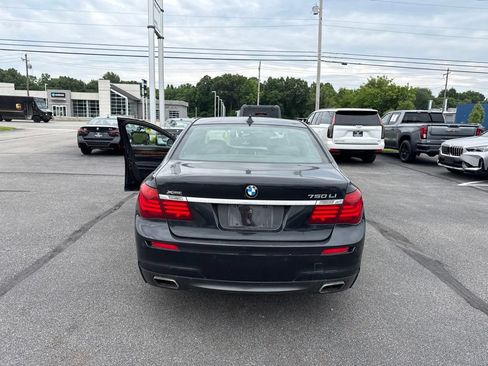 Used 2014 BMW 750Li xDrive AWD/4WD image 22