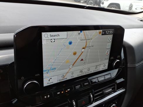 Used 2024 Nissan Pathfinder Platinum w/ Cargo Package image 24