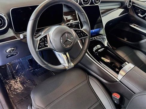 Used 2026 Mercedes-Benz GLC 300 4MATIC image 9