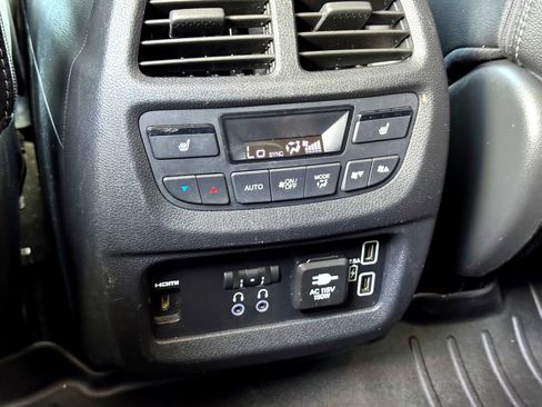 Used 2019 Honda Pilot Elite image 22