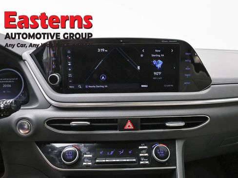 Used 2023 Hyundai Sonata SEL w/ Convenience Package FWD image 12