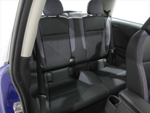 Certified 2025 MINI Cooper S image 20