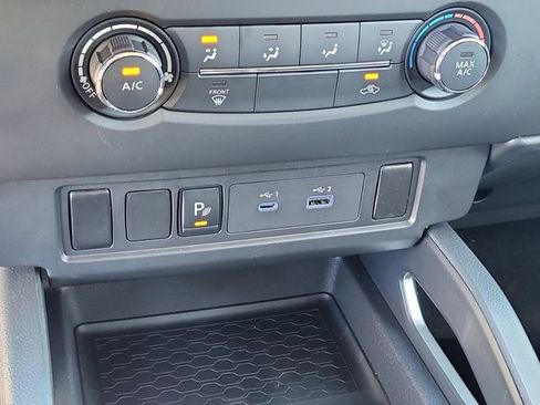 New 2026 Nissan Frontier SV w/ Tow Package image 16