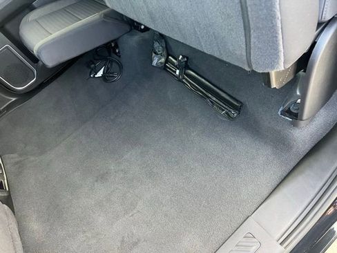 Used 2022 Chevrolet Silverado 1500 RST image 36