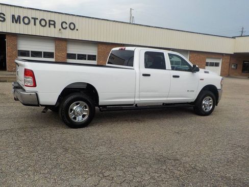 Used 2022 RAM 2500 Tradesman w/ Chrome Appearance Group AWD/4WD image 6
