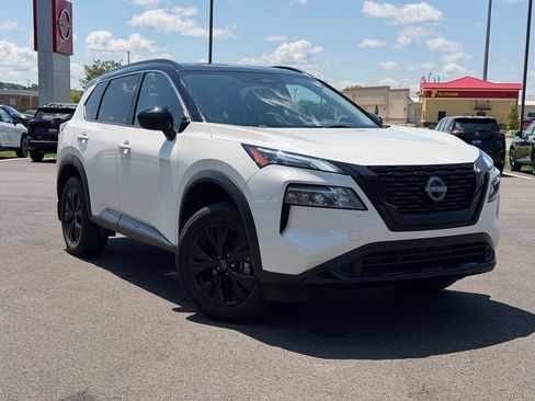 Certified 2023 Nissan Rogue SV w/ SV Premium B Package AWD/4WD image 1