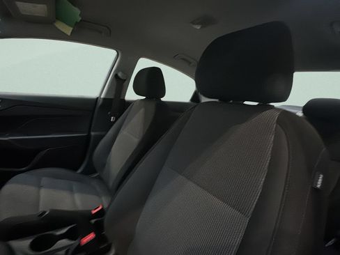 Used 2019 Hyundai Accent SE FWD image 10