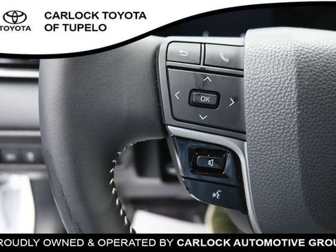 Used 2026 Toyota Camry SE FWD image 23