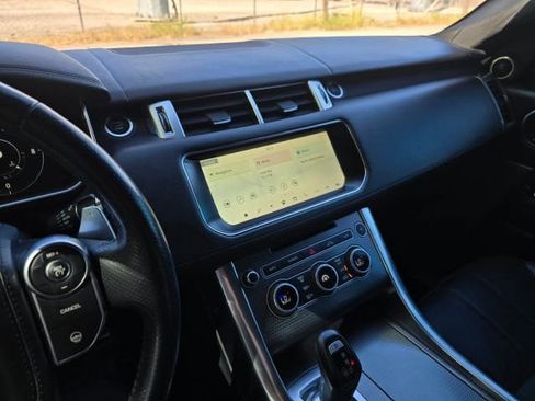 Used 2017 Land Rover Range Rover Sport HSE Dynamic image 23
