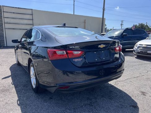 Used 2022 Chevrolet Malibu LS FWD image 5