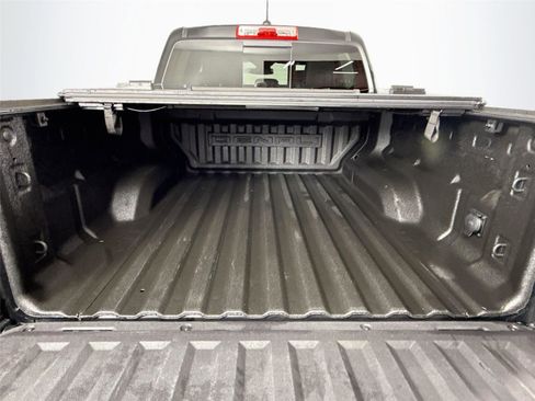 Used 2023 GMC Canyon Denali image 42