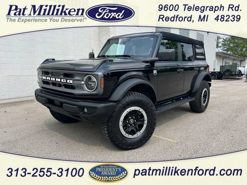 Certified 2023 Ford Bronco Big Bend w/ Sasquatch Package AWD/4WD image 1