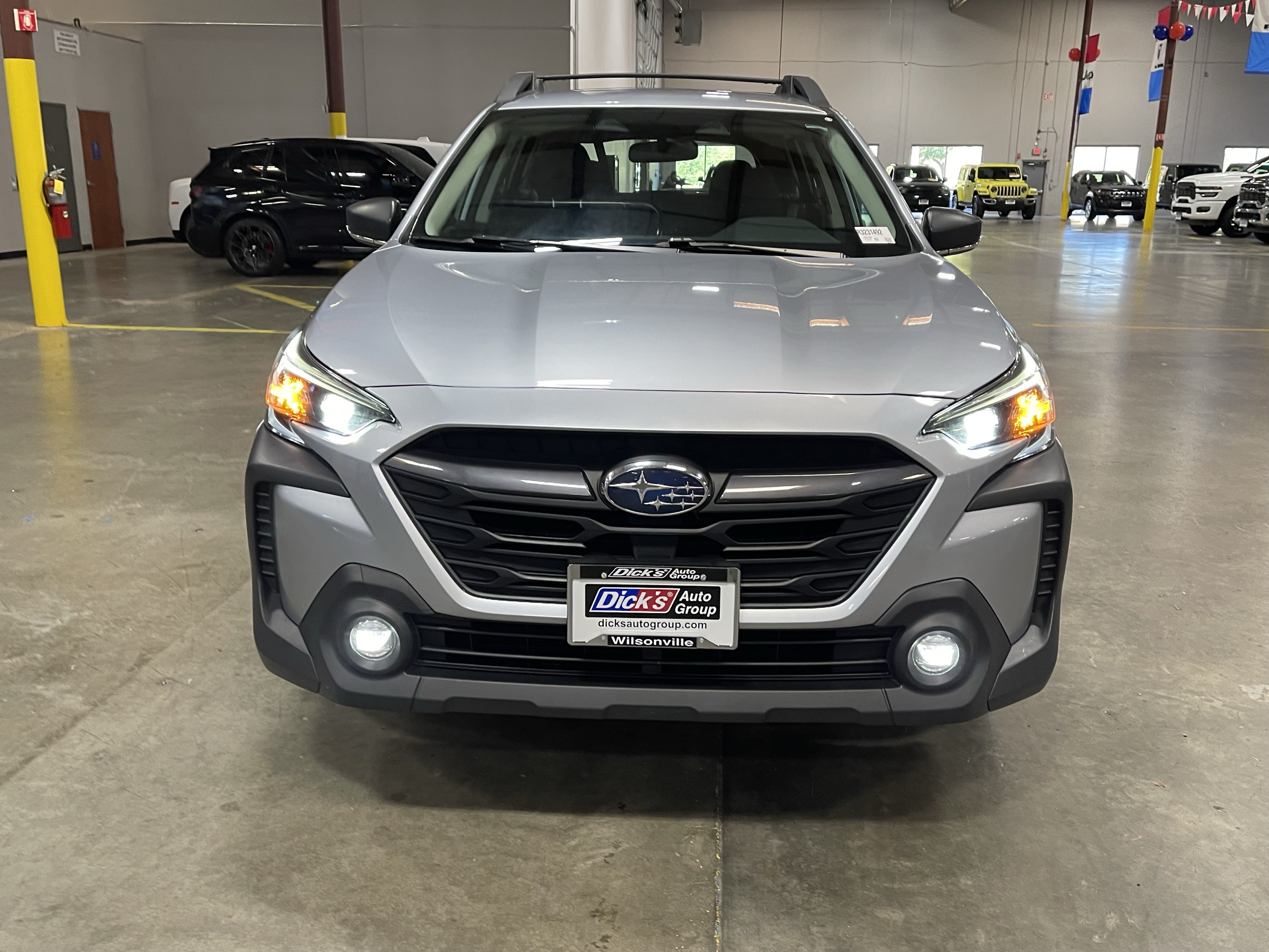 Used 2024 Subaru Outback AWD/4WD image 8