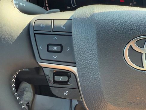 New 2026 Toyota Camry Hybrid image 12