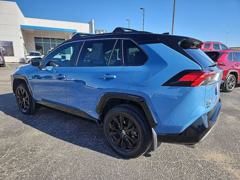 Used 2023 Toyota RAV4 XSE AWD/4WD image 4