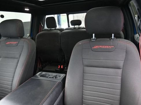 Used 2019 Ford F150 XLT w/ Equipment Group 302A Luxury AWD/4WD image 13