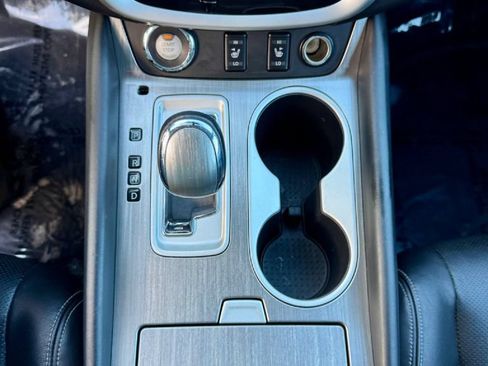 Used 2016 Nissan Murano SL FWD image 17