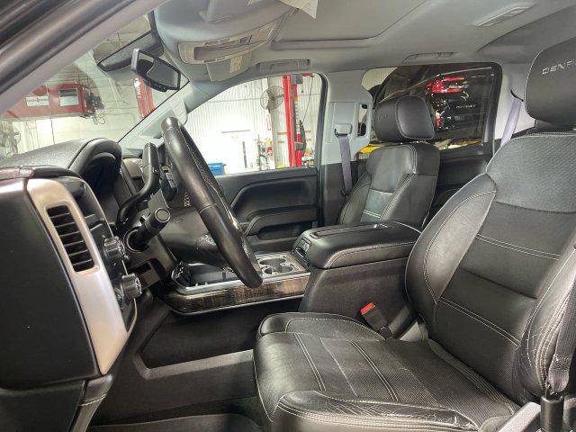Used 2014 GMC Sierra 1500 Denali w/ Driver Alert Package AWD/4WD image 12