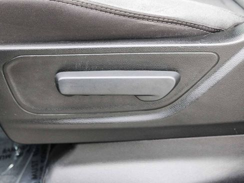 Used 2023 RAM 1500 Big Horn RWD image 21