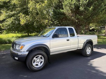 Used 2003 Toyota Tacoma PreRunner w/ SR5 Pkg