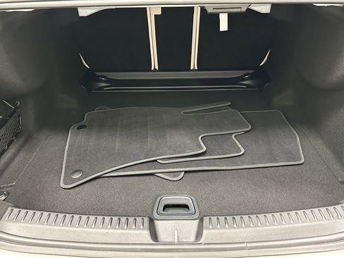 Used 2025 Mercedes-Benz E 350 Sedan image 20